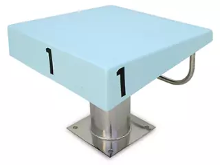 PODIUM SALIDA