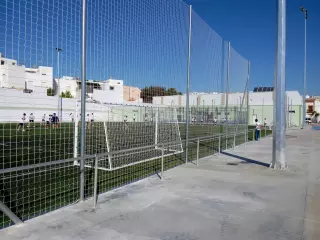 POSTE METALICO GALVANIZADO 6 MTS PARA RED PROTECCION SIN BOTES