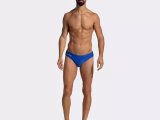 Bañador slip hombre Shark III negro