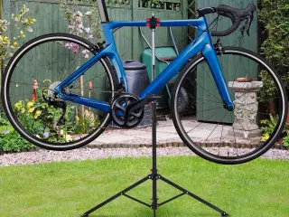 Bicicletas Soporte de Pie 109-180cm Reparacion Bicicletas con Bandeja Herramientas Bici