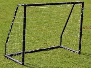 PORTERIA MULTIUSOS METALICA - NEGRO, 140x105 CM