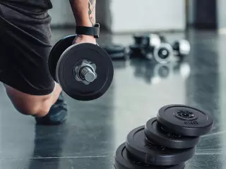 Juego de 4 Discos de Pesas de 5 kg y 10 kg con Orificio de Ø25 mm para Entrenamiento de Fuerza Levantamiento de Pesas Negro
