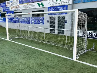 JUEGO PORTERÍAS ALUMINIO FÚTBOL 7 90 MM ABATIBLES CON ARQUILLOS CINCADO PORTES GRATISS