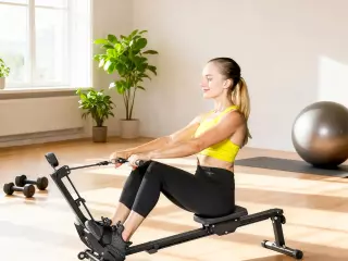 Remadora Plegable con Monitor LCD y Asiento Acolchado, Resistencia Elástica, Capacidad 150 kg MAQUINA DE REMOS