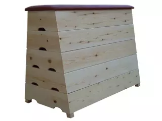 Plinton (Esc. Toledo) Juvenil, 4 segmentos Piramidal. 85x35x100 cm. Tapizado sintético
