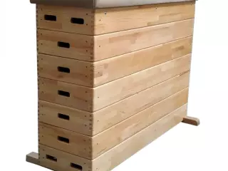 Plinto recto de 7 segmentos 1,45 x 0,45 x 1,10 m.