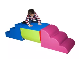 CONJUNTO ESCALERAS GUARDERIAS