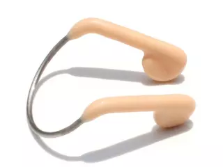 Clip nasal metal