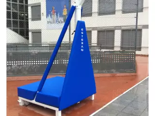 JUEGO PROTECCIONES FRONTALES DE FORMA TRIANGULAR CANASTA TRASLADABLE