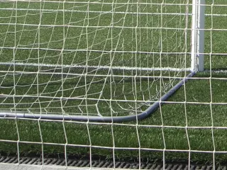 Base trasera abatible fútbol “7” y “ 5”