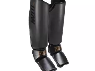 EVERLAST ESPINILLERAS TITAN PRO INSTEP SHIN GUARDS