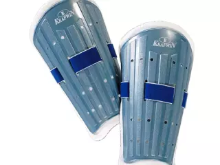 ESPINILLERA FÚTBOL PROTECCIÓN BÁSICA