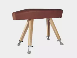 Caballo de salto “Toledo” patas de madera