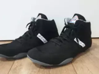 BOTAS LUCHA LA SPORT "WR1 PRO" NEGRAS/rojas/AZUL