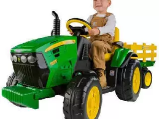 John Deere Ground Force 12V con Remolque