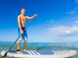 Tabla de Paddle Surf Hinchable con Remo Ajustable Almohadilla Antideslizante y Accesorios Completos Carga Máx. 120 kg 305x80x15 cm Azul Blanco