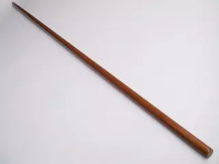 Bo de ramín, 182 cm.