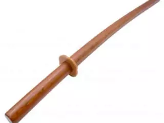 BOKKEN MADERA ROJA ROBLE 84 CM