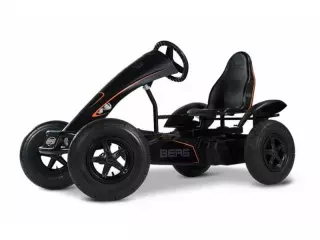 BERG BLACK EDITION BFR kar a pedales CON FRENO DE MANO