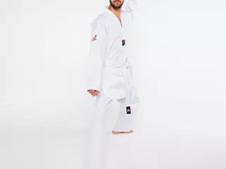 Dobok WT Basic. 4 TAEKWONDO