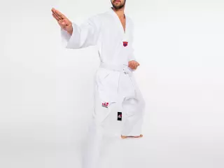 Dobok WT Training. 4 TAEKWONDO