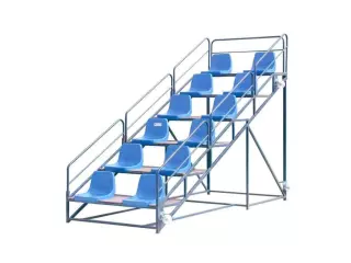 Escalera de jueces 12 asientos metálica