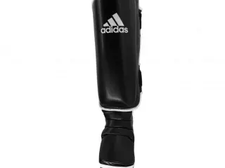ESPINILLERA CON EMPEINE ADIDAS ADIGSS012