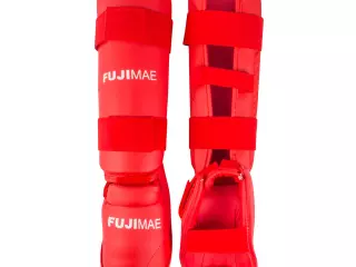 Espinilleras con Empeine Desmontables. Rojo. S