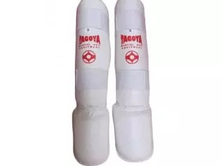 Espinilleras con empeine para kyokushin.