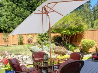 Sombrilla Parasol de Bambú Madera para Jardín Terraza Patio Playa Doble Techo Ángulo Inclinable Rectángulo Mástil de 38mm Crema 2x1.5m