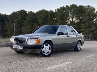MERCEDES-BENZ 190 D 2.5 AUTOMÁTICO (W201)