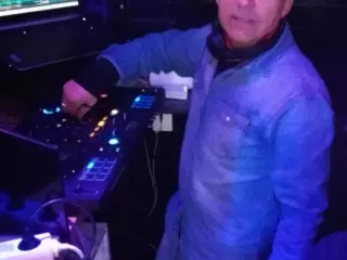 Dj para fiesta, discotecas