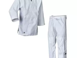 JUDOGI ADIDAS "CONTEST" BLANCO CON BANDAS NEGRAS