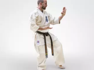 Karate Gi Kyokushin Yantsu. Crudo. 4