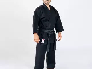 Karate Gi Legacy. Negro. 4