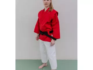 Kimono de Buguei, de poliester-algodón rojo SAMBO