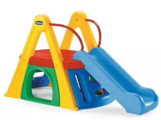 Parque multijuegos y tobogán#