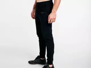 Pantalón Fleece RLTD. Negro. M