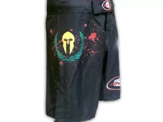 Pantalon MMA y luchas, color negro con gladiador