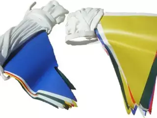 JUEGO GALLARDETES DE 16'66 M (GALLARDETES PLÁSTICO) NATACION PISCINAS banderines