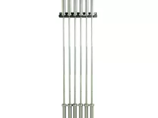 Soporte vertical de pared para seis barras olímpicas