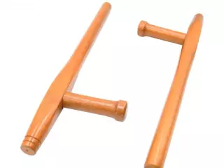 TONFAS DE MADERA (PAREJA) 46/51 CM