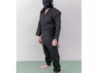 Traje de Ninja reforzado.