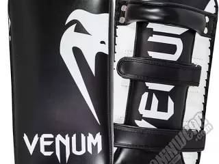Venum Giant Kick Pads