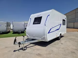 Caravana Caravelair Alba 390 (2 ambientes)