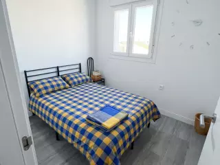 SE ALQUILA HABITACION EN ALFAZ DEL PI