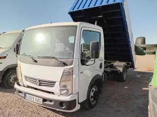 RENAULT MAXITY 150 DXI CAJA BASCULANTE.