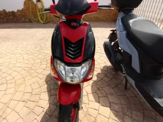 Kymco Super 9