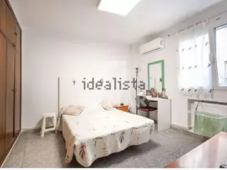 VENDO PISO BARRIO DE SALAMANCA