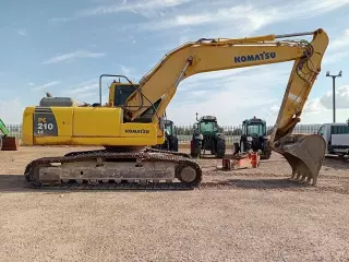 EXCAVADORA DE CADENAS KOMATSU PC 210 LC-8.